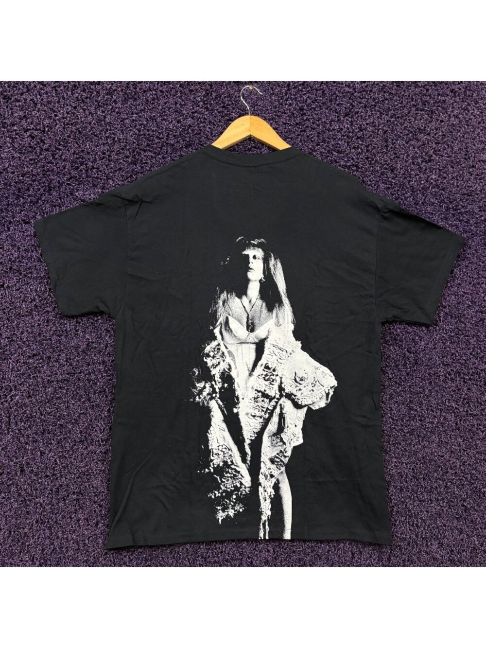 Lady Gaga Mayhem T-Shirt Size Large